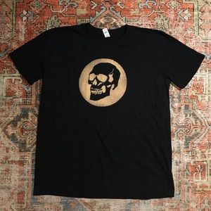Skull shirt